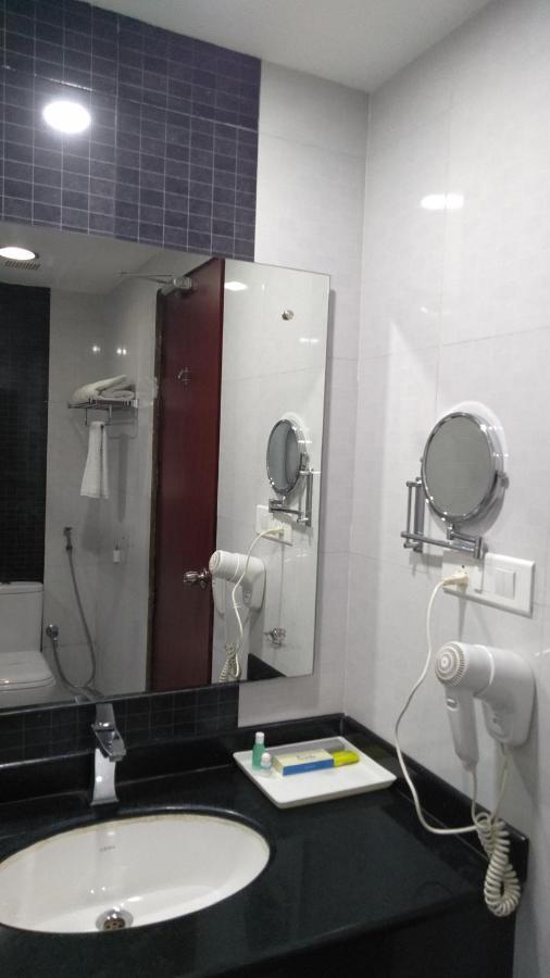 Rouba Residency Hotel Ponnani Exterior photo