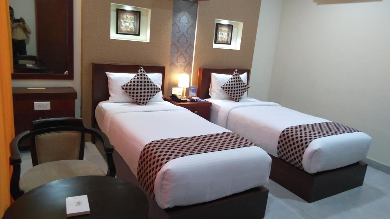 Rouba Residency Hotel Ponnani Exterior photo